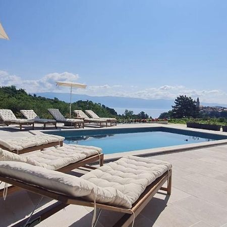 Apartmani Mariosa Vrbnik Buitenkant foto