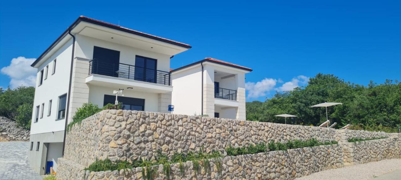 Apartmani Mariosa Vrbnik Buitenkant foto