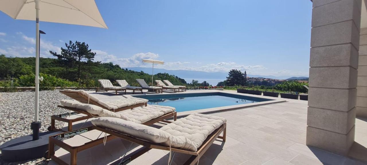 Apartmani Mariosa Vrbnik Buitenkant foto