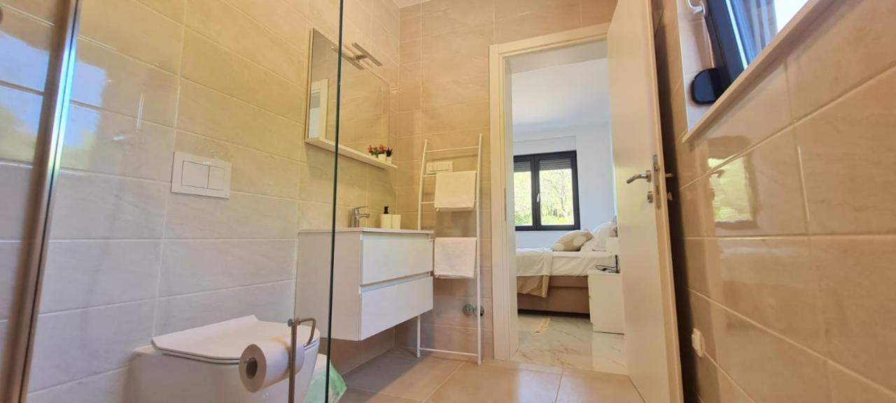 Apartmani Mariosa Vrbnik Buitenkant foto