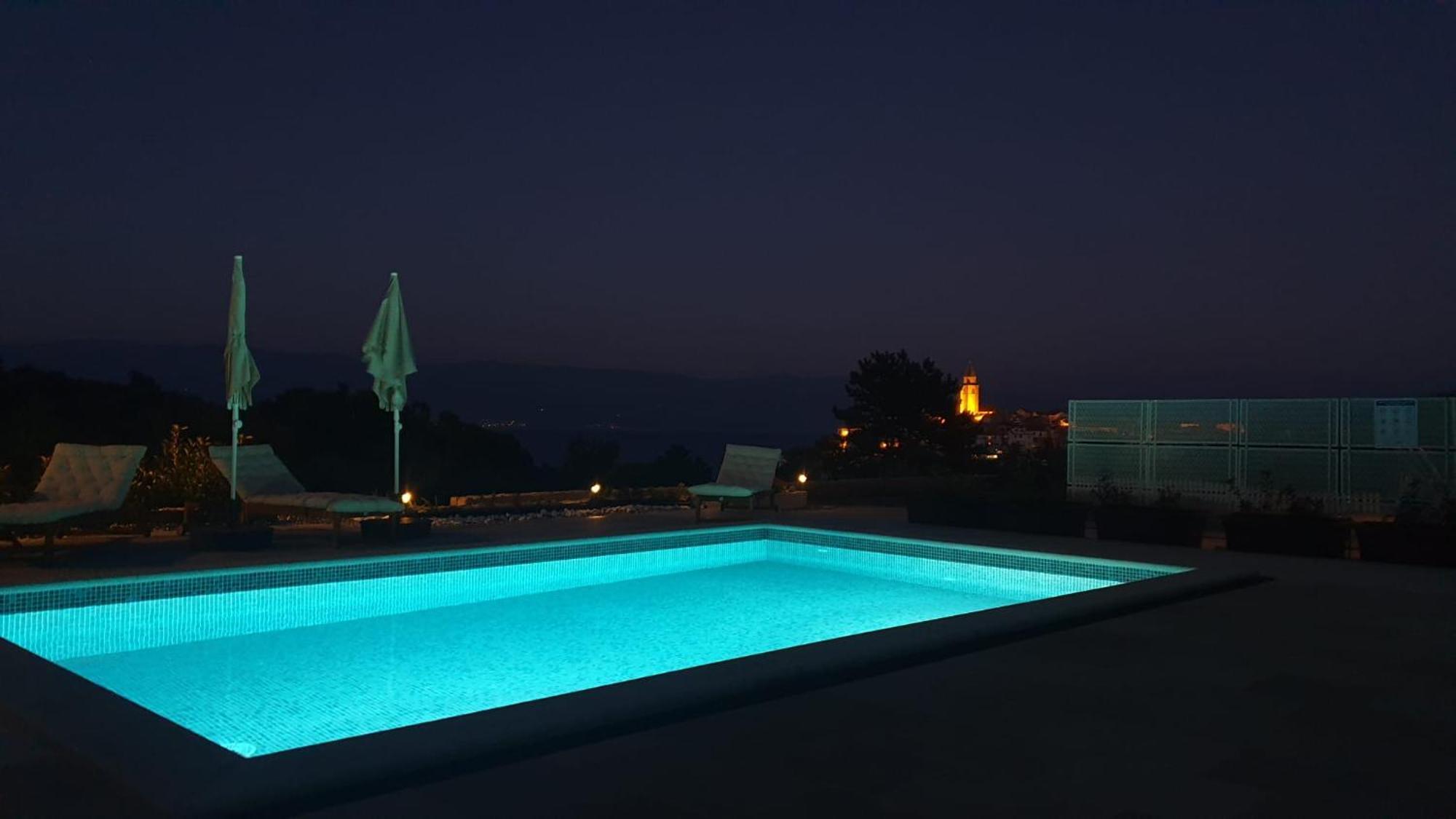 Apartmani Mariosa Vrbnik Buitenkant foto